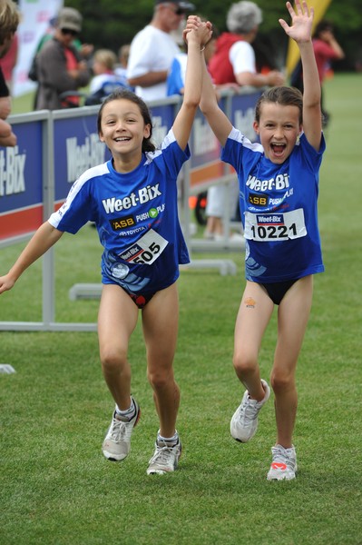 Lucy Jones and Rachel Paviour-Smith at the 2010 Wellington Weet-Bix Tryathlon.JPG	Lucy Jones and Rachel Paviour-Smith at the 2010 Wellington Weet-Bix Tryathlon